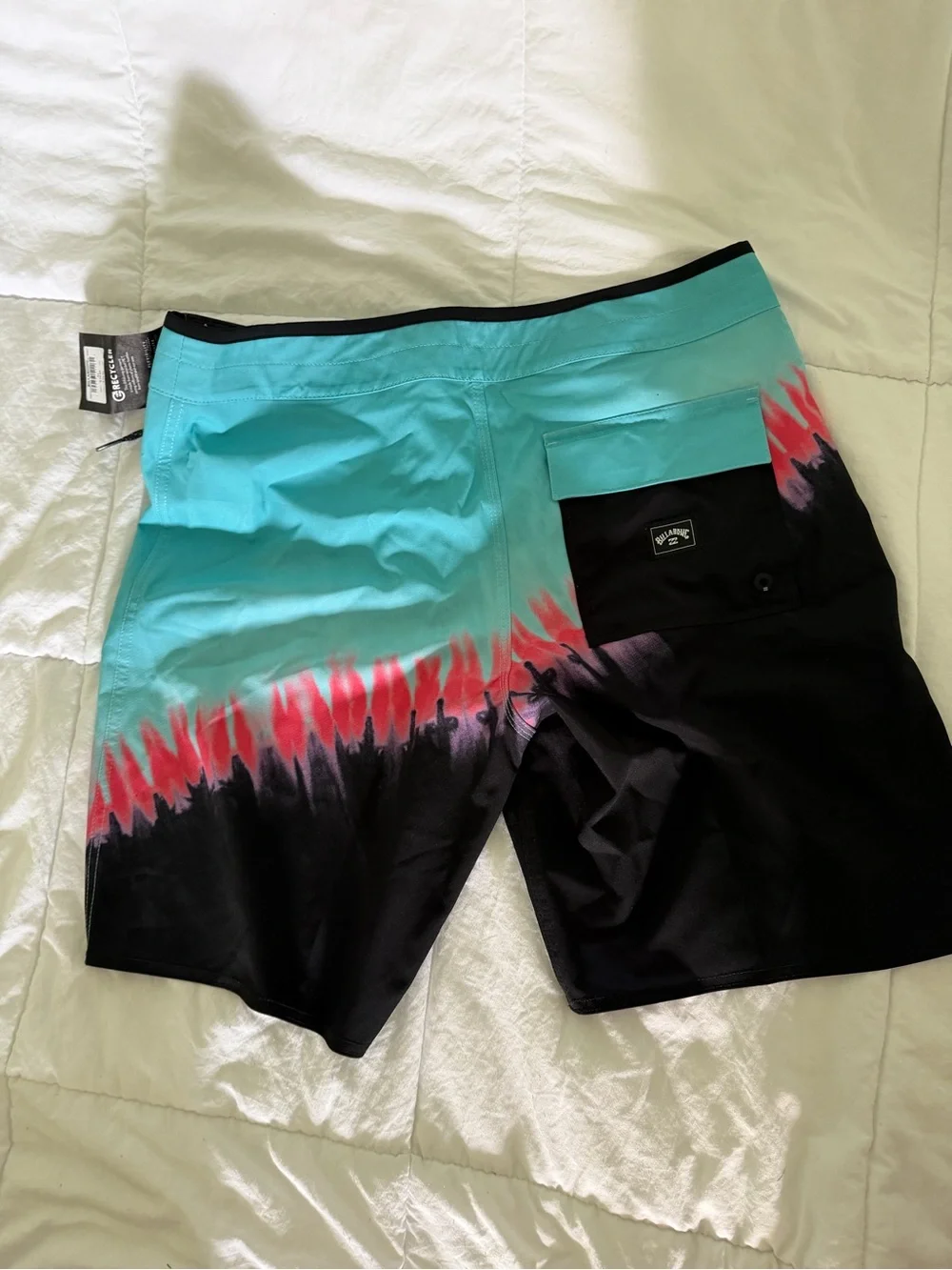 NWT Billabong men’s Teal, Black & Pink Boardshorts
